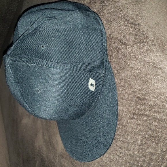 ONE INDUSTRIES FLEX FIT HAT - Picture 2 of 5